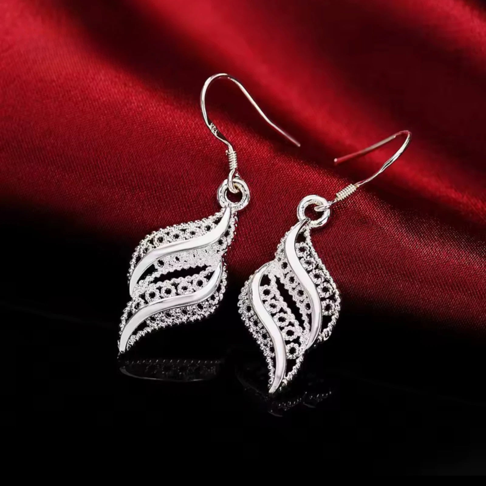 Boucles d’oreilles pendantes en zircon  argent 925